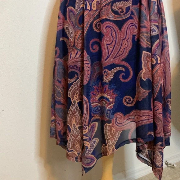 Ronni Nicole Blue & Pink Paisley Dress sleeveless size 6 PTP 18” length 47” NWT - Picture 4 of 14